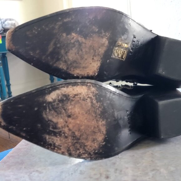 EUC Liberty Black bootie embroidered black leather size 10 - Picture 5 of 5